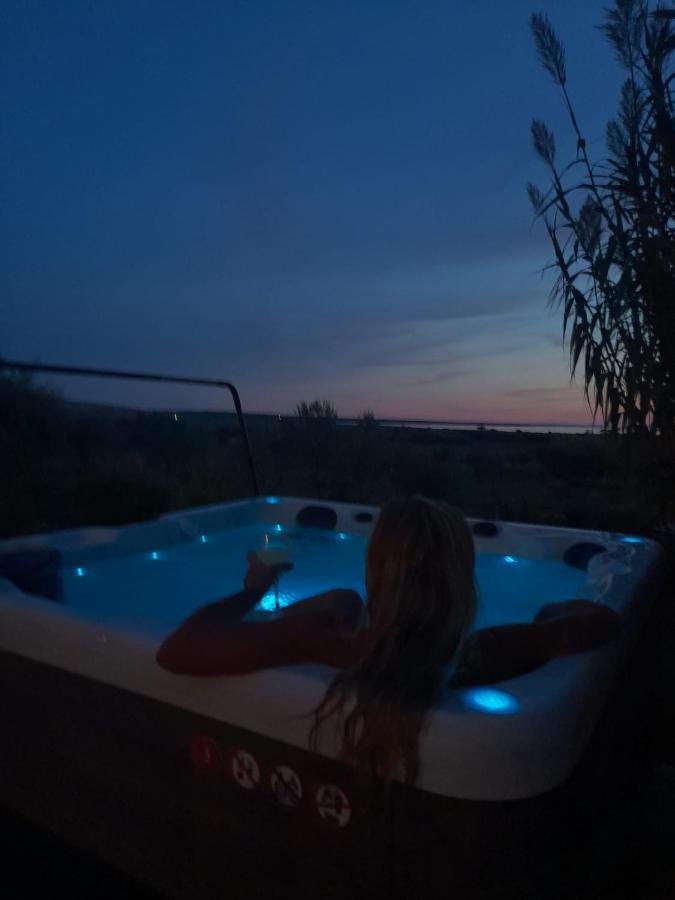 Villa Cesarica Novalja Eksteriør billede